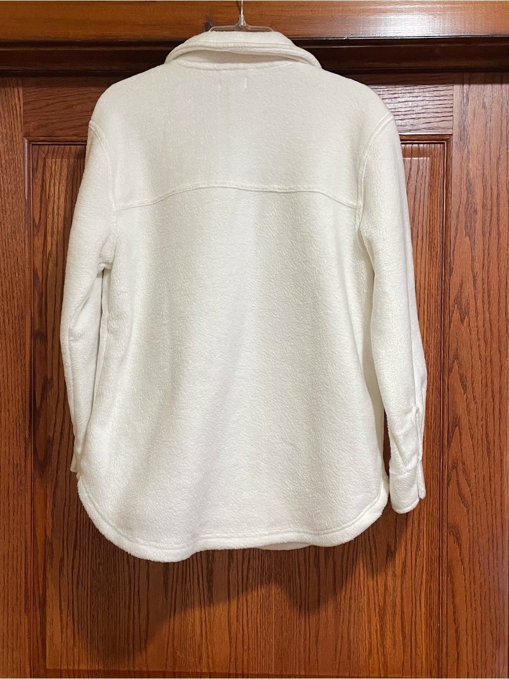 Cream Shacket NWT Fuzzy Fleece Cozy Cabincore Minimalist MiAmi Francesca Size S - Picture 12 of 12